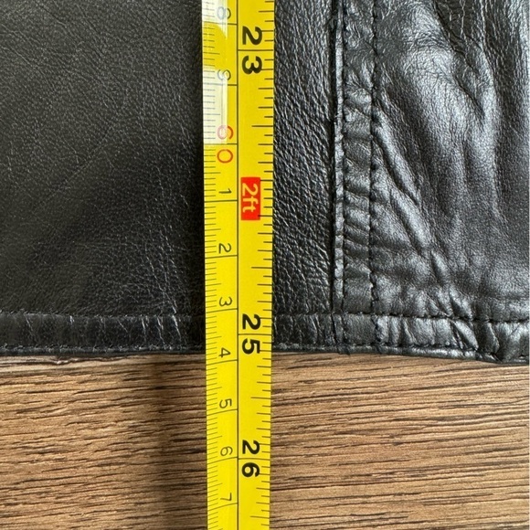 LF Stores Leather Moto Vest - Edgy Moto Style Meets Chic Fashion - Picture 8 of 10